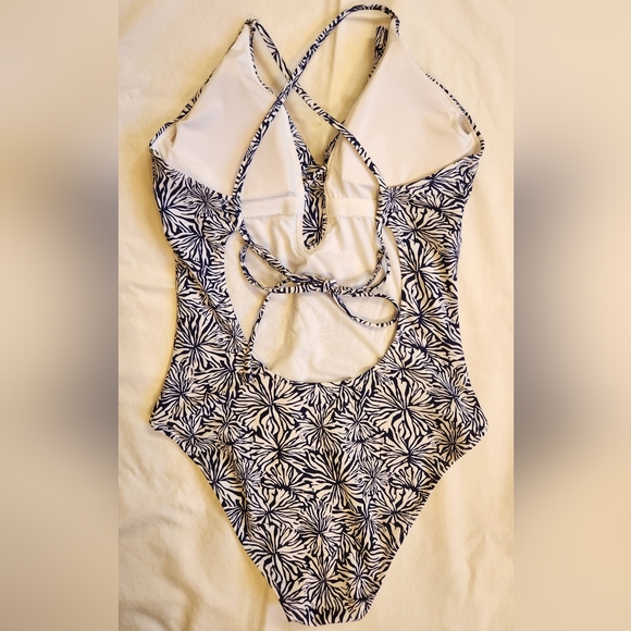 Southern Tide women's one piece blue/ white swimsuit size‎ small - Picture 2 of 9